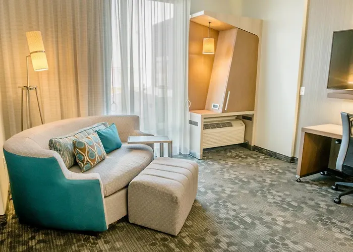 Hotel Courtyard By Marriott Fargo