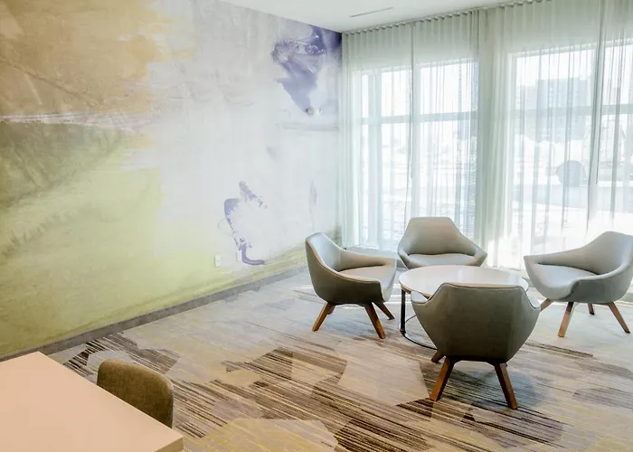 Courtyard By Marriott