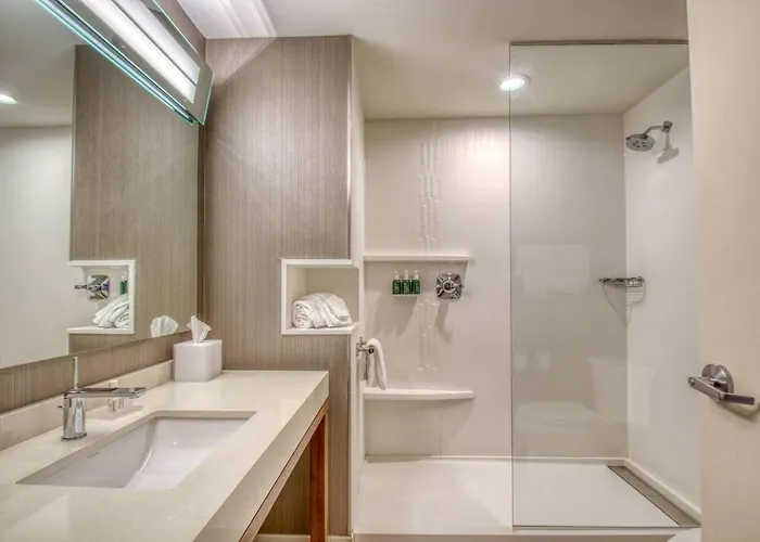 Hotel Courtyard By Marriott