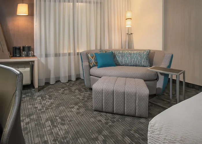 Courtyard By Marriott Hotel Fargo